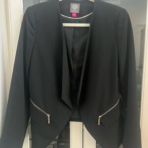 NWOT Vince Camuto Zip Top Draper Front Pocket Blazer, Size 4